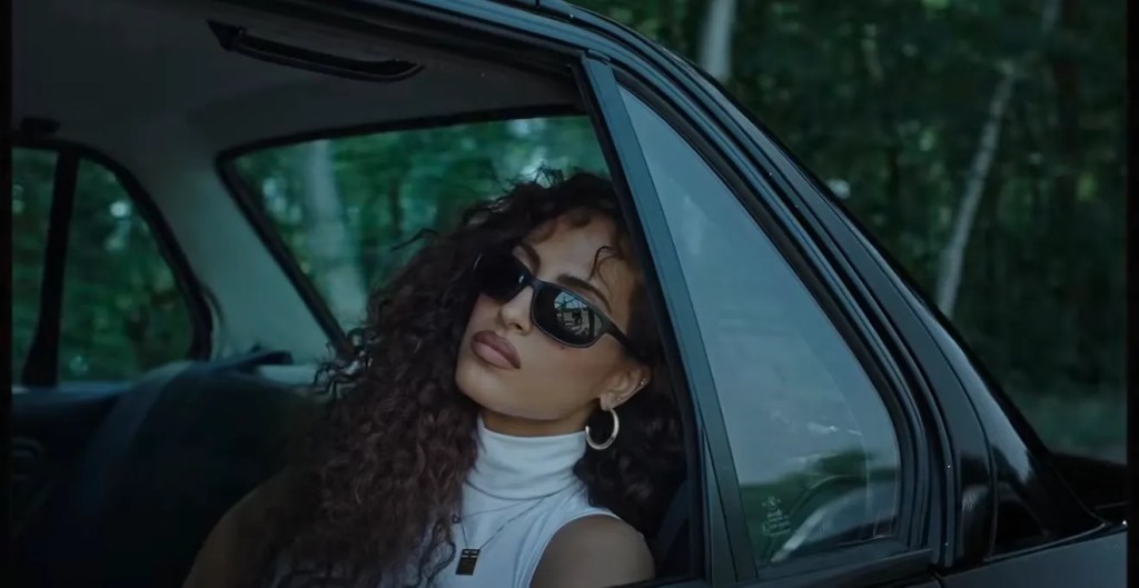 Snoh Aalegra Run Free